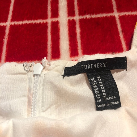 Casual Floral Dress - Picture 3 of 5